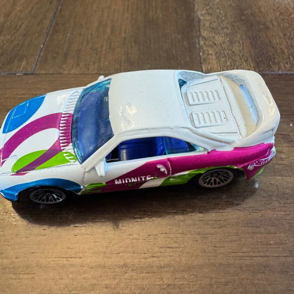 Hot Wheels Midnite Otto Diecast Car White Purple Green Blue 1990 Mattel Malaysia